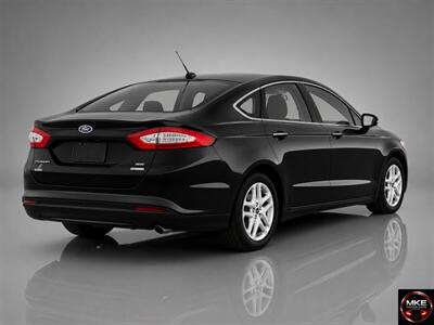 2015 Ford Fusion SE   - Photo 7 - Muskego, WI 53150