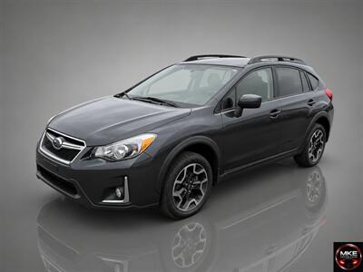 2017 Subaru Crosstrek 2.0i Base   - Photo 2 - Muskego, WI 53150
