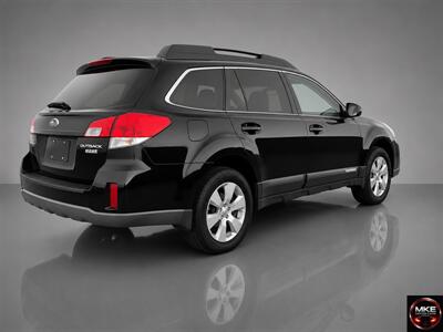 2010 Subaru Outback 2.5i Limited - Photo 7 - Muskego, WI 53150