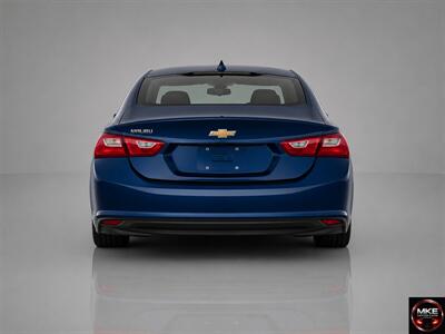 2019 Chevrolet Malibu LS   - Photo 4 - Muskego, WI 53150