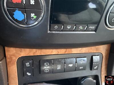 2012 Buick Enclave Premium   - Photo 17 - Muskego, WI 53150