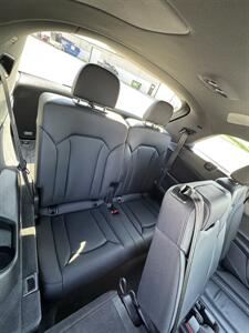 2025 Audi Q7 quattro Premium Plus 55 TFSI   - Photo 17 - Muskego, WI 53150