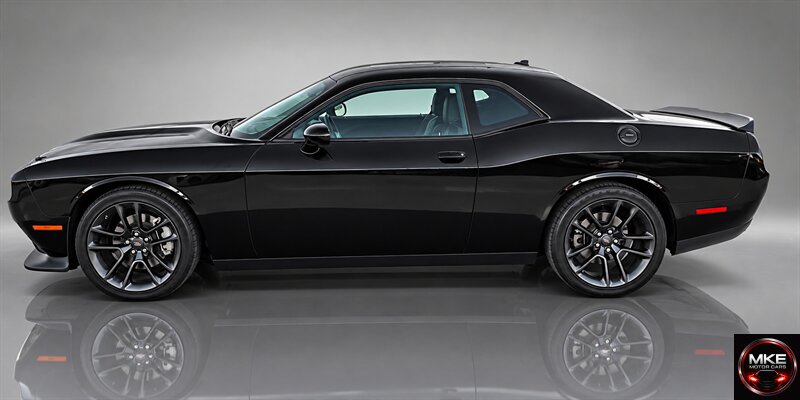 2023 Dodge Challenger R/T   - Photo 1 - Muskego, WI 53150