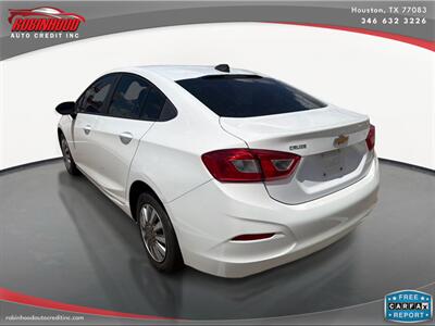 2019 Chevrolet Cruze LS   - Photo 7 - Houston, TX 77083