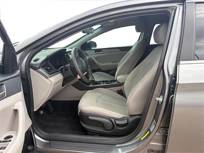 2018 Hyundai SONATA SE - Photo 9 - Houston, TX 77083
