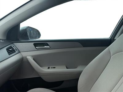 2018 Hyundai SONATA SE - Photo 15 - Houston, TX 77083