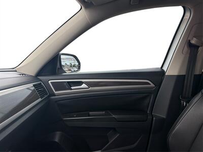 2018 Volkswagen Atlas V6 SEL 4Motion - Photo 17 - Houston, TX 77083