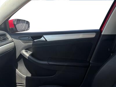 2014 Volkswagen Jetta SE - Photo 16 - Houston, TX 77083