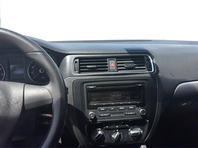 2014 Volkswagen Jetta SE - Photo 14 - Houston, TX 77083