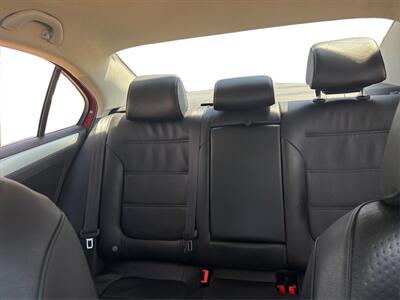 2014 Volkswagen Jetta SE - Photo 13 - Houston, TX 77083