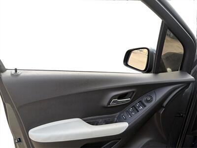 2019 Chevrolet Trax LS - Photo 16 - Houston, TX 77083