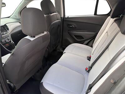 2019 Chevrolet Trax LS - Photo 10 - Houston, TX 77083