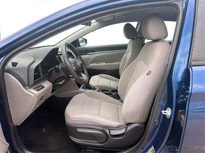 2019 Hyundai ELANTRA SE - Photo 9 - Houston, TX 77083
