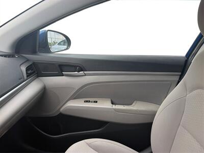 2019 Hyundai ELANTRA SE - Photo 15 - Houston, TX 77083
