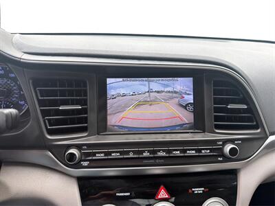 2019 Hyundai ELANTRA SE - Photo 20 - Houston, TX 77083