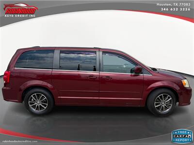 2017 Dodge Grand Caravan SXT   - Photo 4 - Houston, TX 77083