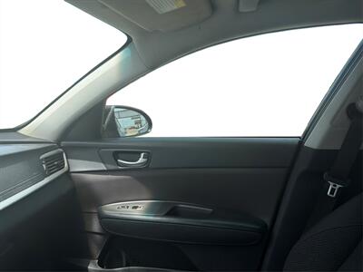 2020 Kia Optima LX - Photo 15 - Houston, TX 77083