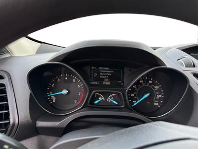 2017 Ford Escape SE - Photo 15 - Houston, TX 77083