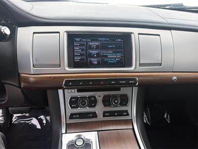2013 Jaguar XF 2.0T - Photo 14 - Houston, TX 77083