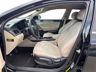 2017 Hyundai SONATA - Photo 9 - Houston, TX 77083