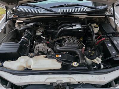 2006 Ford Explorer XLS   - Photo 15 - , Moncks Corner, SC 29461