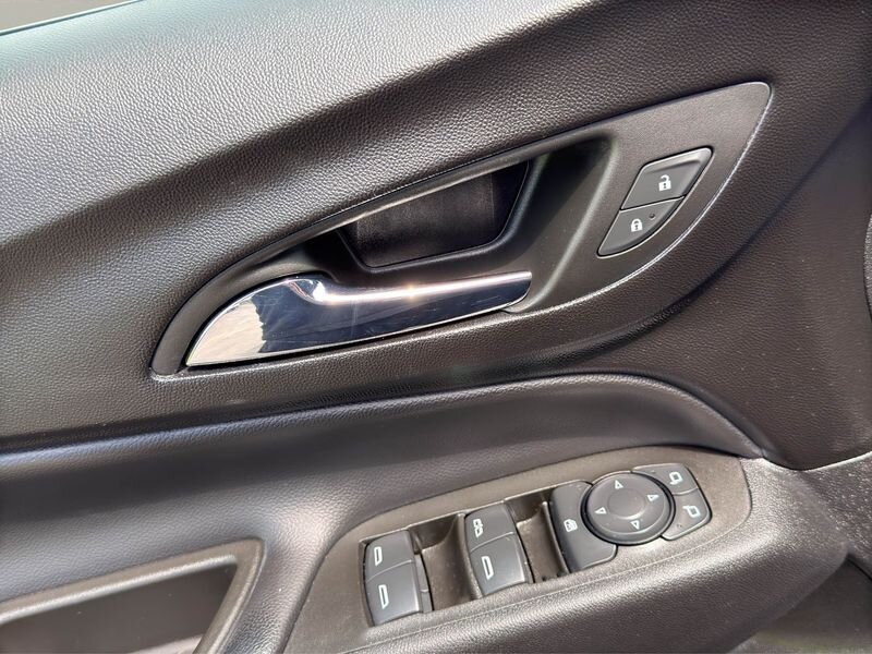 2022 Chevrolet Equinox AWD LT - Photo 12 - Warrington, PA 18976