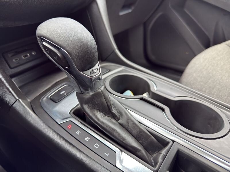 2022 Chevrolet Equinox AWD LT - Photo 15 - Warrington, PA 18976