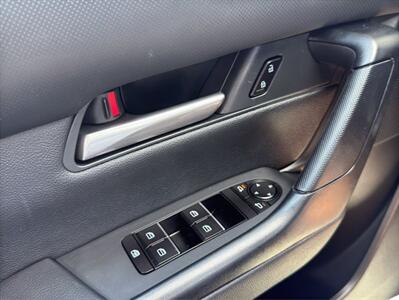 2025 Mazda CX-50 2.5 S Premium Package   - Photo 12 - Warrington, PA 18976