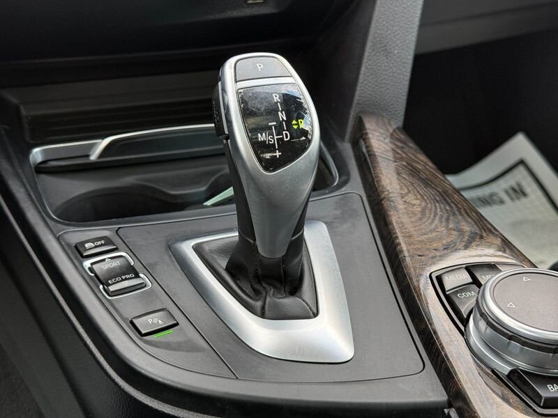 2017 BMW 330i Gran Turismo xDrive - Photo 14 - Warrington, PA 18976