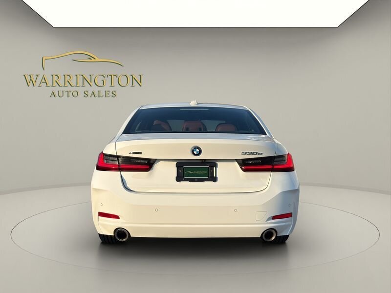 2023 BMW 330e xDrive - Photo 6 - Warrington, PA 18976