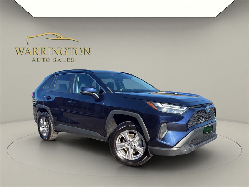 2022 Toyota RAV4 Hybrid XLE - Photo 1 - Warrington, PA 18976