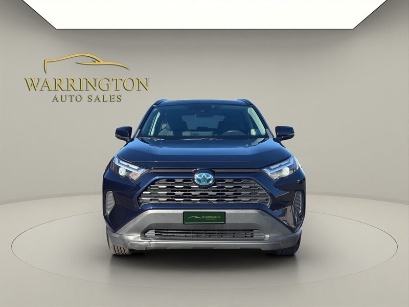 2022 Toyota RAV4 Hybrid XLE - Photo 2 - Warrington, PA 18976