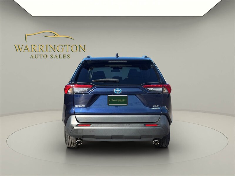 2022 Toyota RAV4 Hybrid XLE - Photo 6 - Warrington, PA 18976