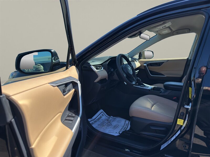 2022 Toyota RAV4 Hybrid LE - Photo 26 - Warrington, PA 18976