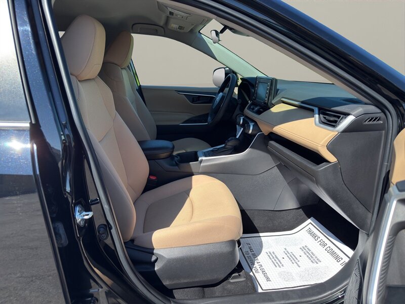 2022 Toyota RAV4 Hybrid LE - Photo 18 - Warrington, PA 18976