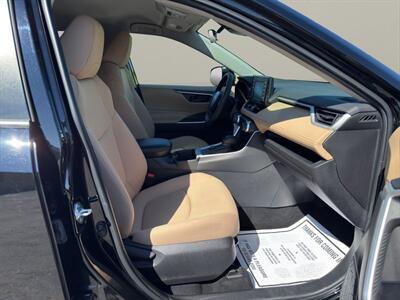 2022 Toyota RAV4 Hybrid LE - Photo 18 - Warrington, PA 18976