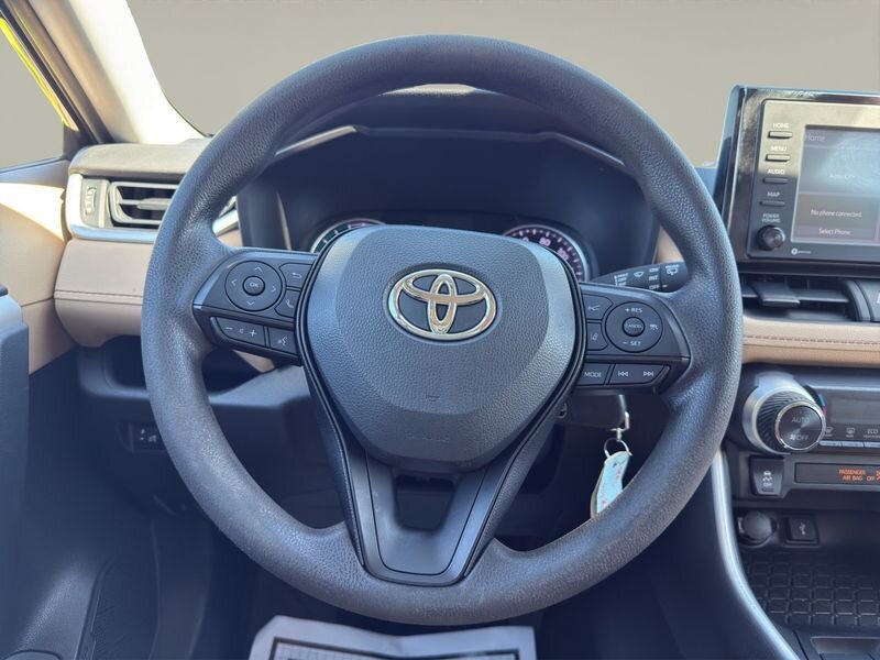 2022 Toyota RAV4 Hybrid LE - Photo 10 - Warrington, PA 18976