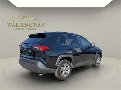 2022 Toyota RAV4 Hybrid LE - Photo 7 - Warrington, PA 18976