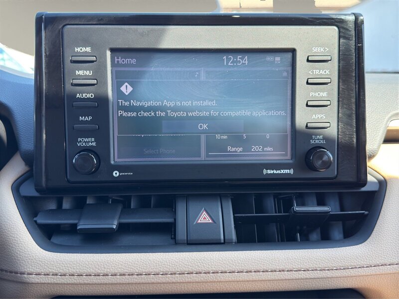 2022 Toyota RAV4 Hybrid LE - Photo 16 - Warrington, PA 18976