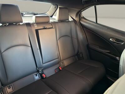 2020 Lexus UX 250h - Photo 20 - Warrington, PA 18976