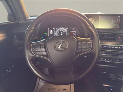 2020 Lexus UX 250h - Photo 10 - Warrington, PA 18976