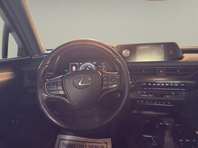 2020 Lexus UX 250h - Photo 14 - Warrington, PA 18976