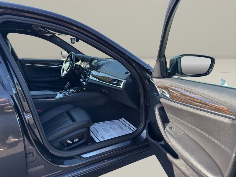 2018 BMW 530i xDrive - Photo 27 - Warrington, PA 18976