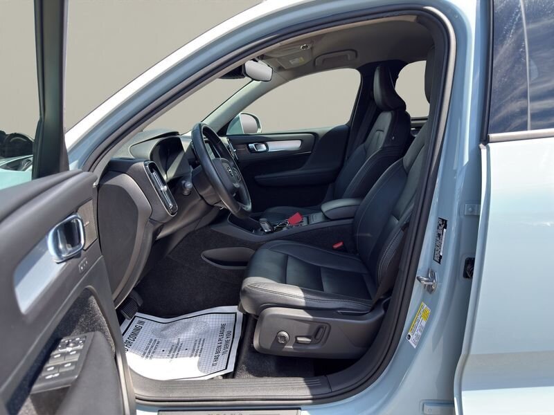 2019 Volvo XC40 T5 Momentum - Photo 9 - Warrington, PA 18976