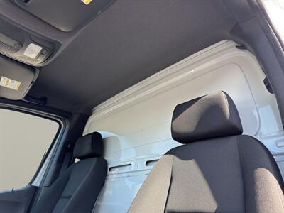 2019 Mercedes-Benz Sprinter 4500 Chassi Standard Roof V6 - Photo 20 - Warrington, PA 18976