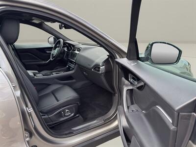 2020 Jaguar F-PACE Premium P250 AWD Automatic   - Photo 26 - Warrington, PA 18976