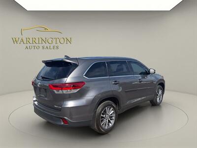 2019 Toyota Highlander XLE - Photo 7 - Warrington, PA 18976