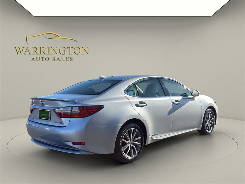 2016 Lexus ES 300h - Photo 25 - Warrington, PA 18976