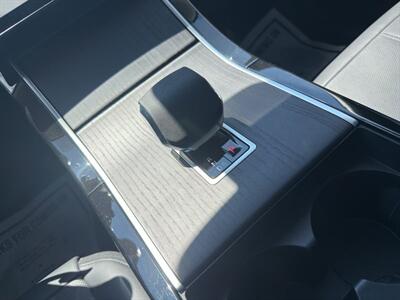 2024 Land Rover Range Rover Velar P250 S - Photo 15 - Warrington, PA 18976