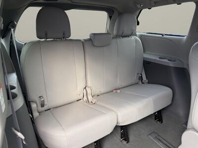 2020 Toyota Sienna XLE - Photo 27 - Warrington, PA 18976